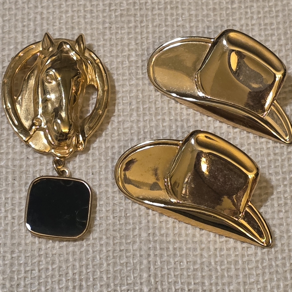 Gold Horse and Cowboy Hat Brooch Set